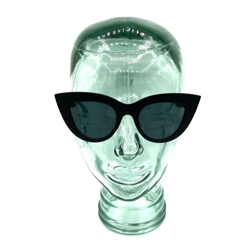 Retro Thick Frame Cat Eye Sunglasses